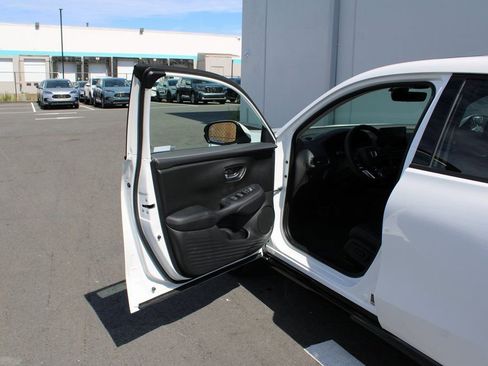 New 2026 Honda HR-V EX-L image 16