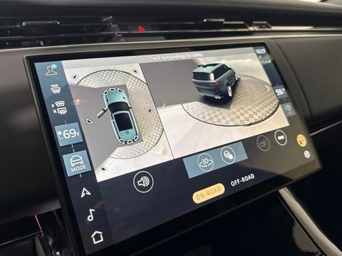 Used 2024 Land Rover Range Rover Sport Dynamic SE image 15