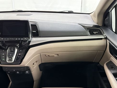 Certified 2024 Honda Odyssey Touring image 28