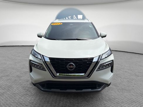 Used 2023 Nissan Rogue SL w/ SL Premium Package image 9