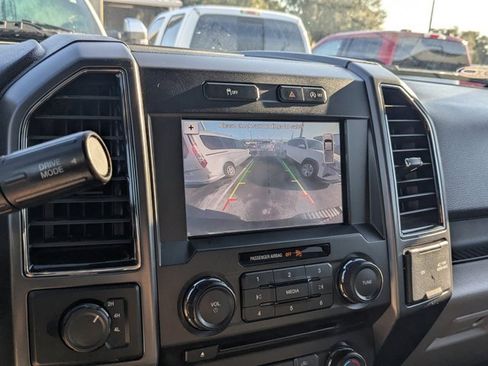 Used 2018 Ford F150 XLT w/ Equipment Group 302A Luxury image 16