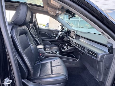 Used 2022 Lincoln Corsair AWD w/ Premium Package image 29