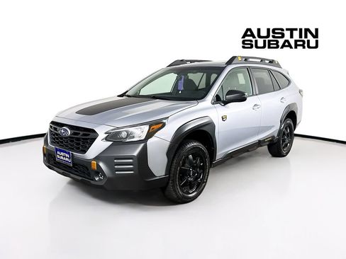 Used 2022 Subaru Outback Wilderness AWD/4WD image 3