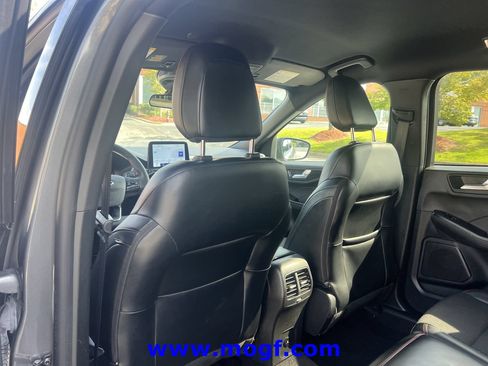 Certified 2025 Ford Escape ST-Line FWD image 20