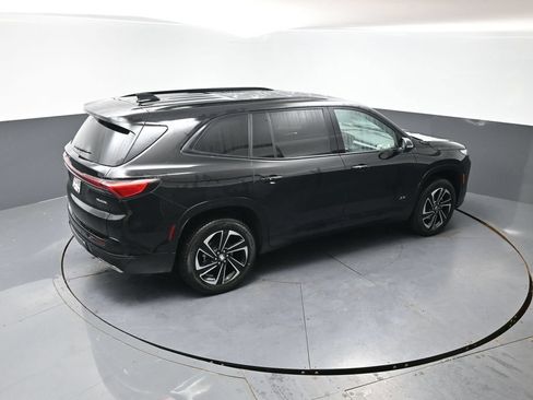 Used 2025 Buick Enclave Sport Touring w/ Power Package AWD/4WD image 46