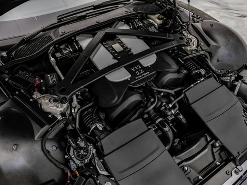 Used 2023 Aston Martin V12 Vantage RWD image 94