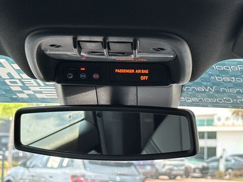 Used 2023 Chevrolet Colorado ZR2 w/ ZR2 Convenience Package III AWD/4WD image 27