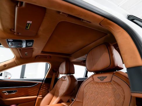 Used 2023 Bentley Flying Spur W12 AWD/4WD image 47