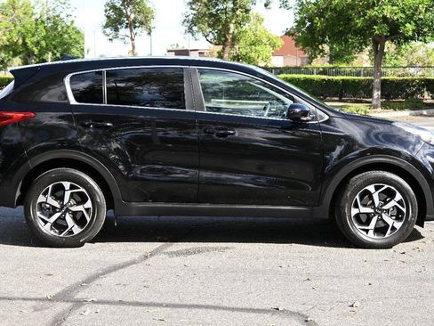 Used 2021 Kia Sportage LX FWD image 6