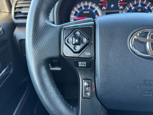 Used 2017 Toyota 4Runner TRD Off-Road Premium image 18