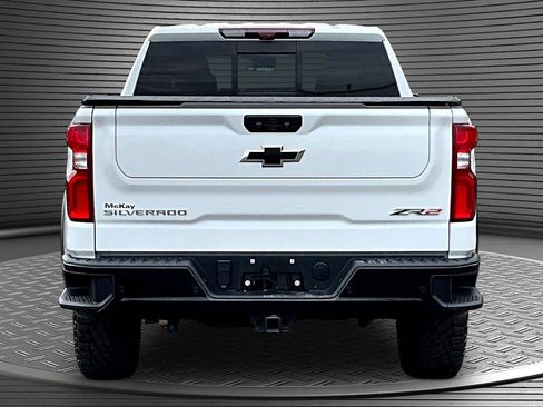 Used 2024 Chevrolet Silverado 1500 ZR2 w/ Technology Package AWD/4WD image 5