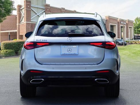 Certified 2023 Mercedes-Benz GLC 300 image 5