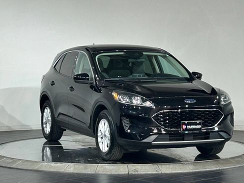 Used 2020 Ford Escape SE AWD/4WD image 2