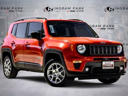 Used 2023 Jeep Renegade Latitude w/ Premium Group