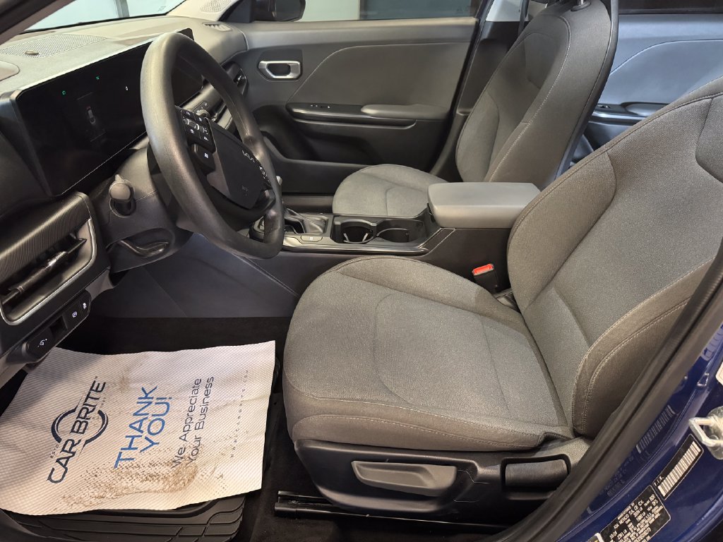 Used 2025 Kia K4 FWD image 19