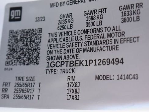 Used 2023 Chevrolet Colorado W/T w/ WT Convenience Package AWD/4WD image 16