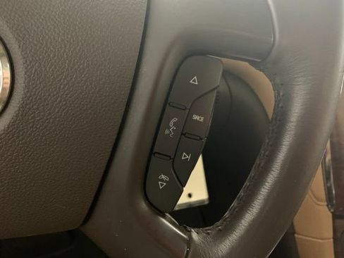Used 2017 Buick Enclave Leather AWD/4WD image 31