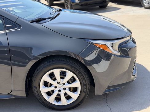 Used 2023 Toyota Corolla LE FWD image 17