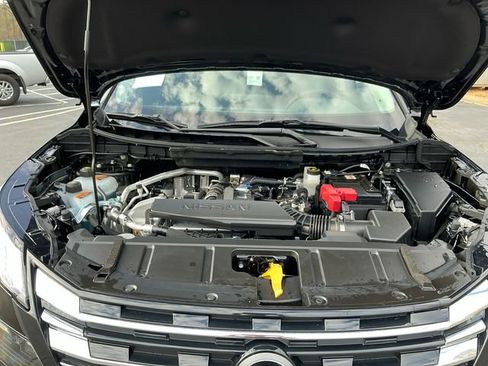 New 2026 Nissan Rogue Platinum AWD/4WD image 18