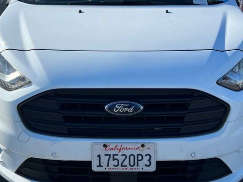 Used 2022 Ford Transit Connect XLT image 9