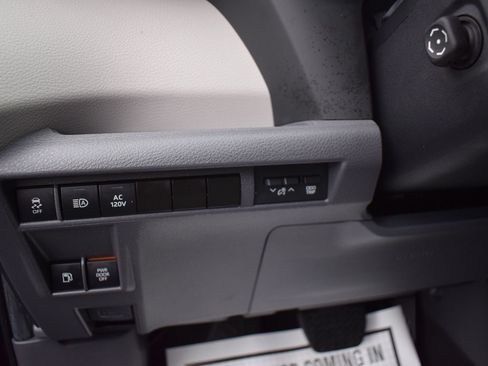 Used 2024 Toyota Sienna Limited AWD/4WD image 20