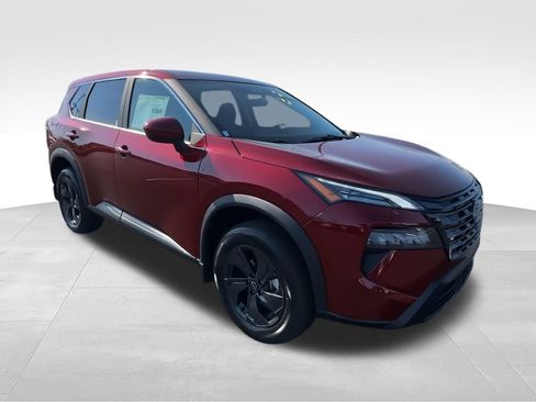 Used 2026 Nissan Rogue SV w/ Cold Weather Package AWD/4WD image 2