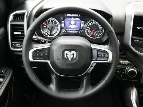 Used 2023 RAM 1500 Big Horn image 15