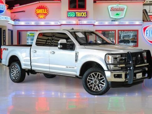 Used 2019 Ford F250 Lariat w/ Lariat Ultimate Package image 1
