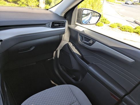 Used 2022 Ford Escape SE w/ Convenience Package image 16