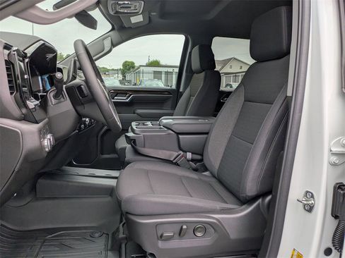 New 2025 GMC Sierra 1500 SLE w/ Preferred Package image 12