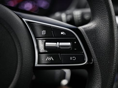 Used 2024 Kia Forte LXS image 34