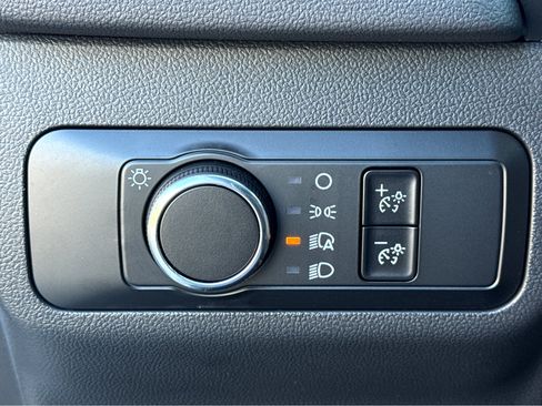 Used 2025 Ford Escape ST-Line image 14