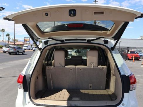 Used 2013 Nissan Pathfinder SL w/ Trailer Tow Pkg FWD image 25