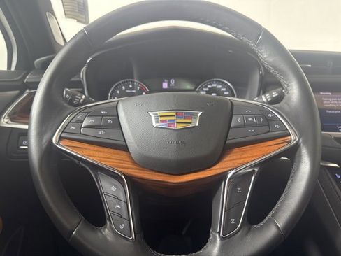 Used 2023 Cadillac XT5 Premium Luxury w/ LPO, Floor Liner Package image 19