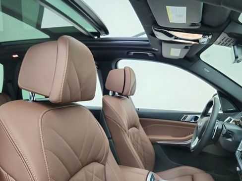 Used 2026 BMW X5 sDrive40i RWD image 21