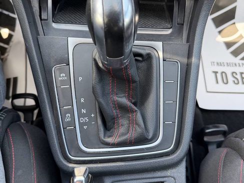 Used 2016 Volkswagen GTI S FWD image 21