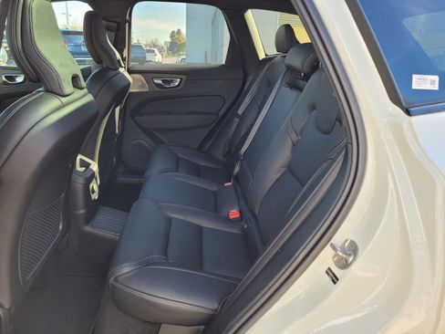New 2026 Volvo XC60 T8 Ultra w/ Protection Package Premier AWD/4WD image 11