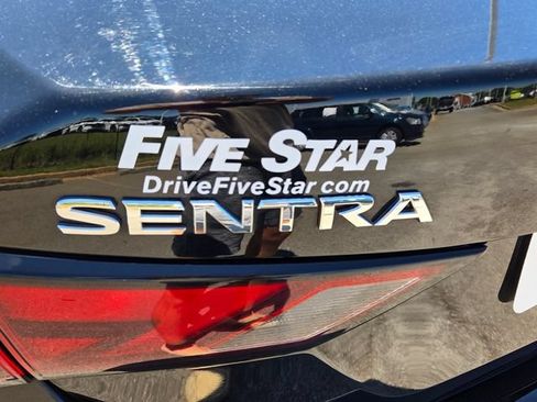 Used 2025 Nissan Sentra S FWD image 11