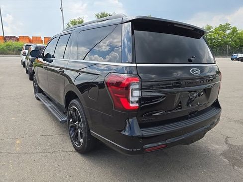 Used 2024 Ford Expedition Max Limited AWD/4WD image 3