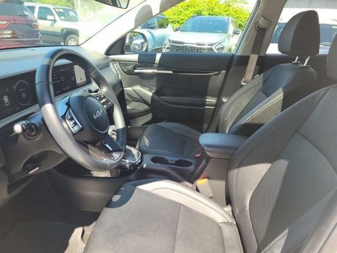 Certified 2024 Kia Seltos EX AWD/4WD image 11