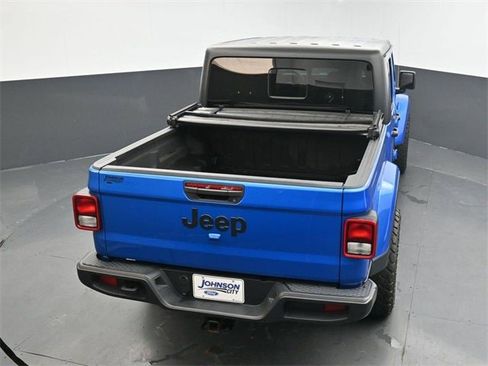 Used 2023 Jeep Gladiator Sport image 28
