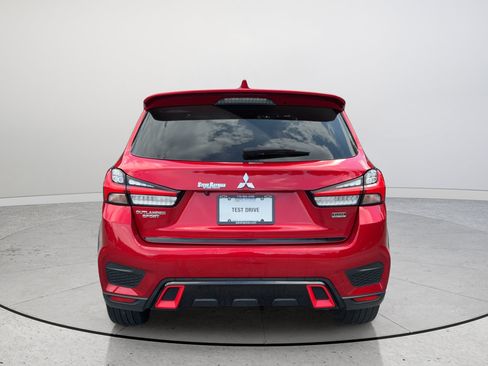 Used 2021 Mitsubishi Outlander Sport Black Edition FWD image 7