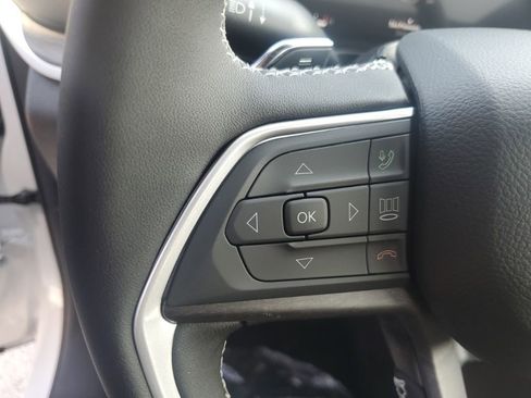 New 2025 Jeep Grand Cherokee Limited w/ Black Appearance Package AWD/4WD image 18