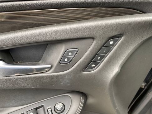 Certified 2020 Buick Envision Essence FWD image 17