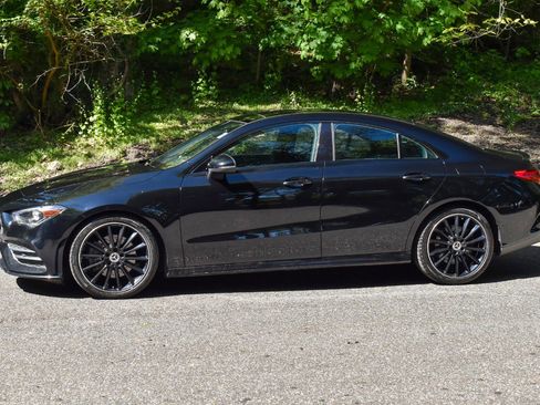 Used 2020 Mercedes-Benz CLA 250 image 3
