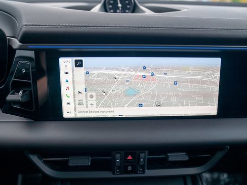 New 2025 Porsche Macan 4S Electric image 18