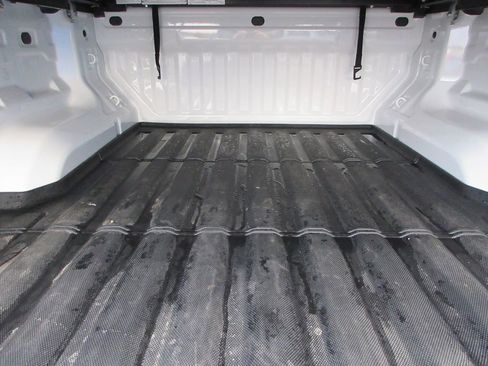 Used 2024 GMC Canyon AT4 w/ Technology Package image 14