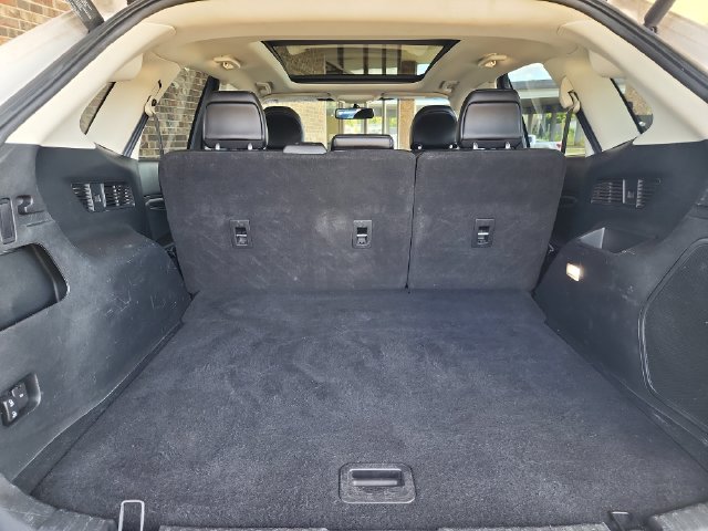 Used 2018 Ford Edge Titanium w/ Equipment Group 301A FWD image 21