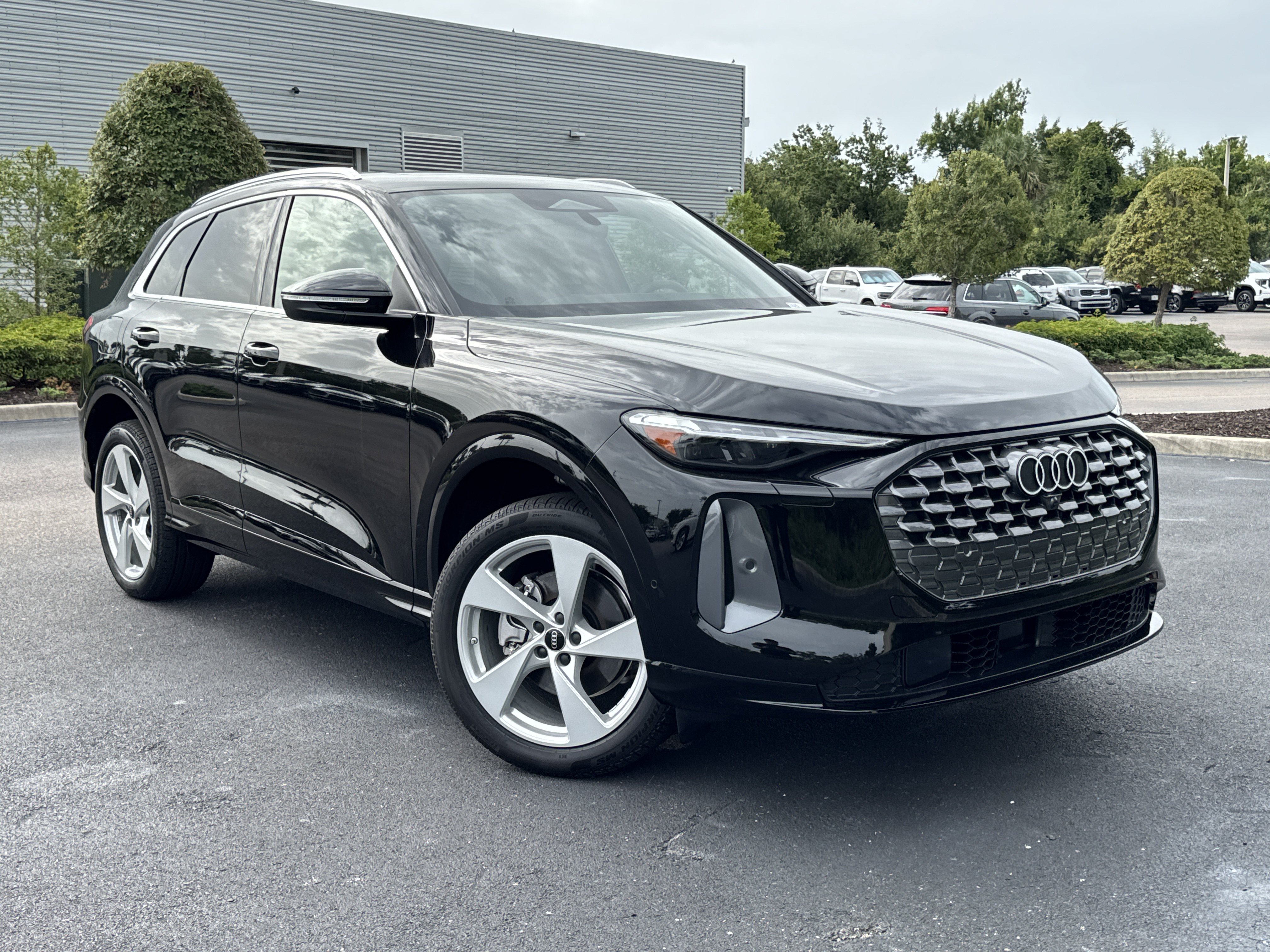 New 2026 Audi Q5 Premium Plus AWD/4WD image 1