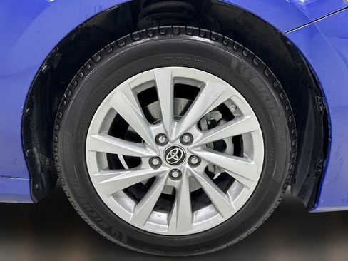 Used 2018 Toyota Camry LE FWD image 10